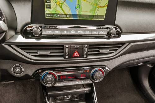 2019 Kia Forte EX Sedan Center Console
