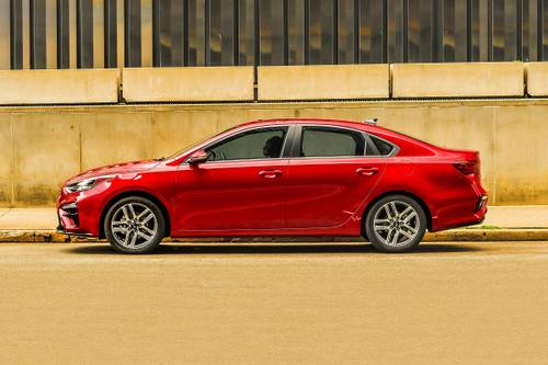 2019 Kia Forte EX Sedan Profile Shown