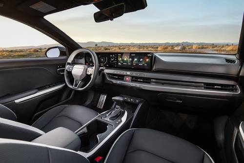 2025 Kia K4 GT-Line Turbo Sedan Dashboard
