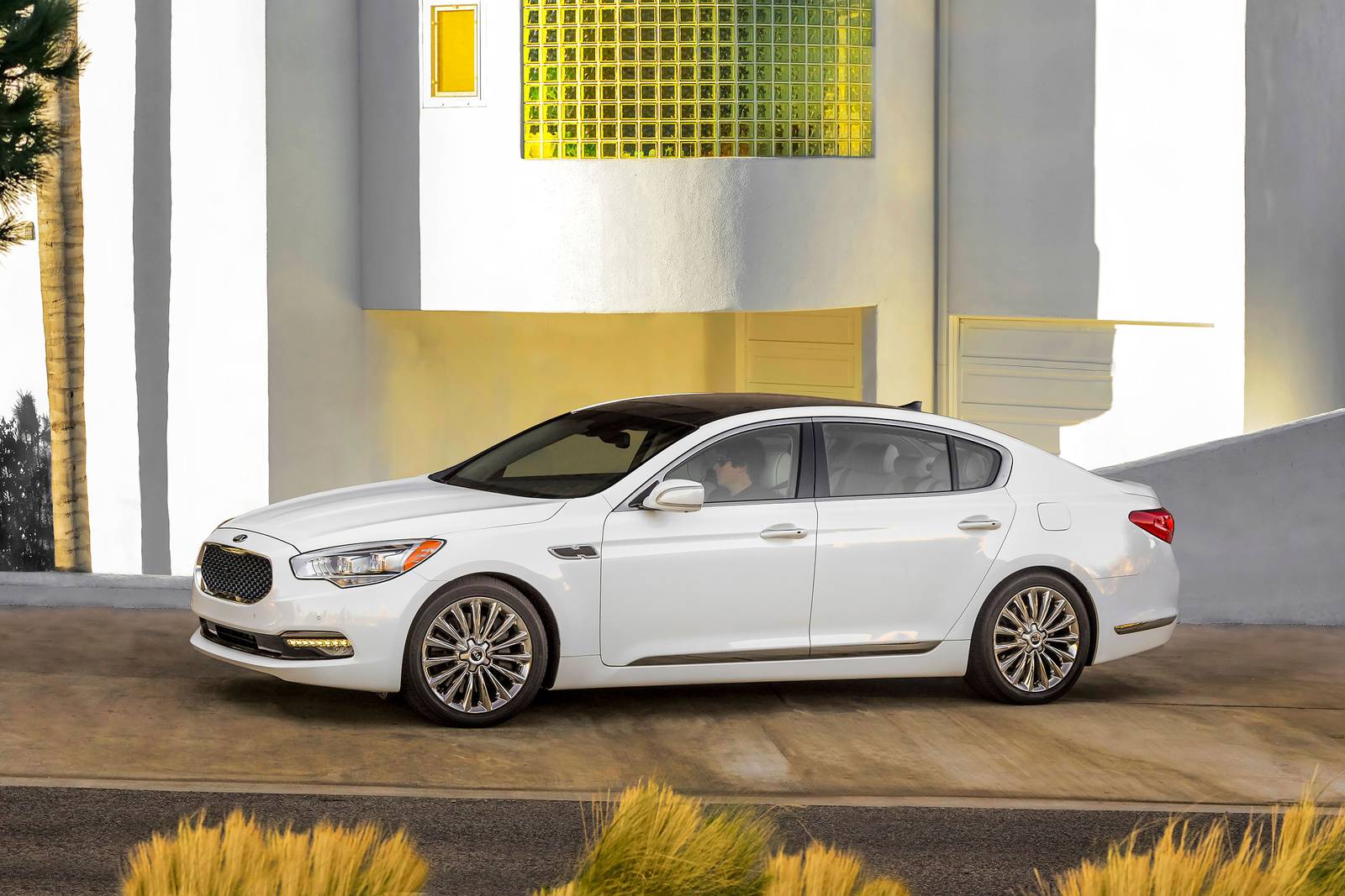 2017 Kia K900 Review Ratings Edmunds 2017 Kia K900