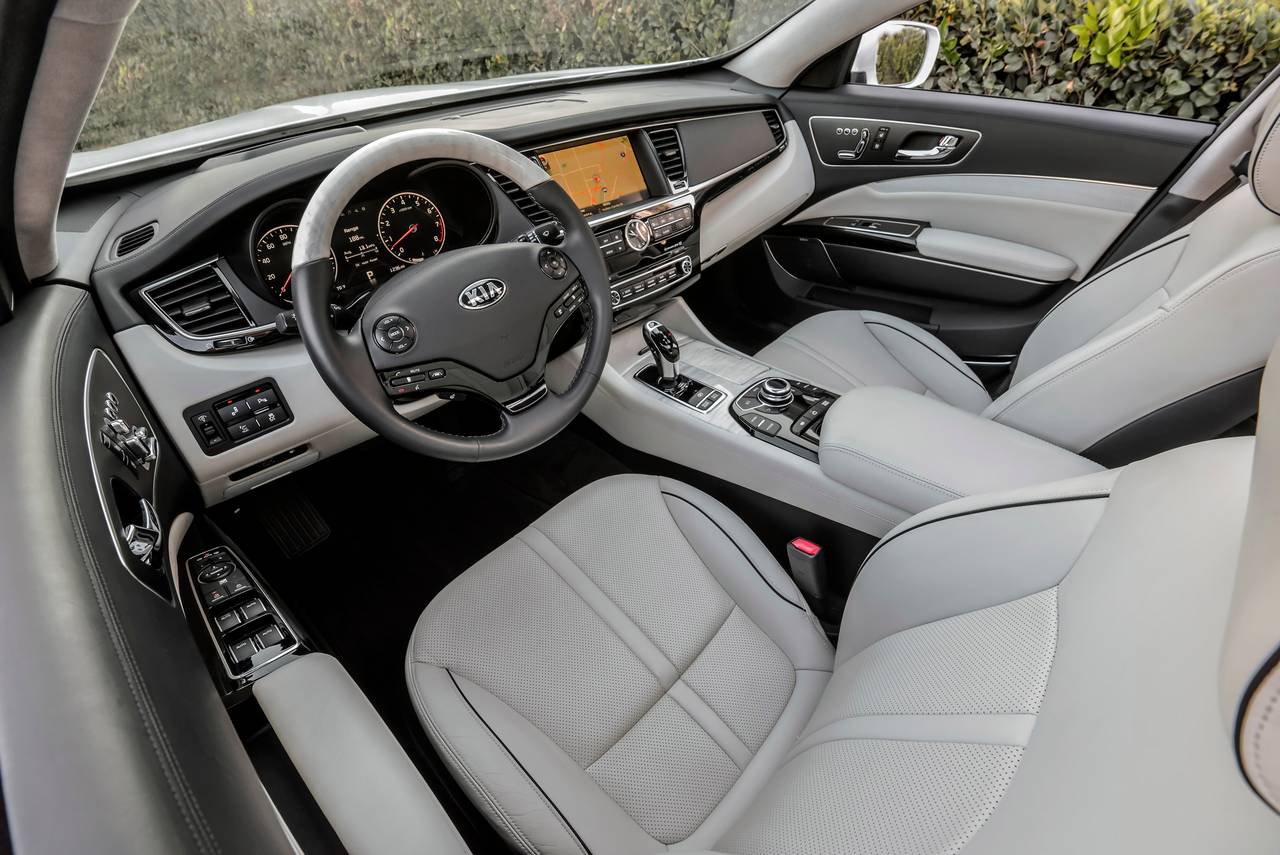2017 Kia K900 Pricing For Edmunds 2017 Kia K900 Luxury Sedan Interior