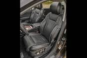 Kia K900 Luxury Sedan Interior Detail