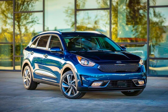 2017 Kia Niro Hybrid Suv To Deliver Up 50 Mpg Edmunds Chicago The 2017 Kia Niro Is An All New Hybrid Suv That Aims To Deliver Up 50 Mpg In Combined Driving It Made Its World Debut Today At 2016