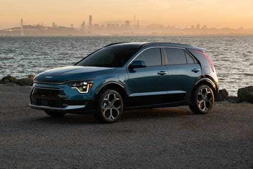 Kia Niro Plug-In Hybrid SX Touring 4dr SUV Exterior Shown