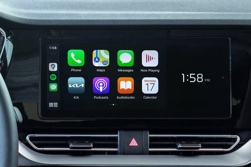 2022 Kia Niro Touring SE 4dr SUV Center Console
