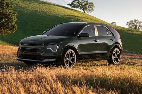 2025 Kia Niro SX Touring 4dr SUV Exterior Shown