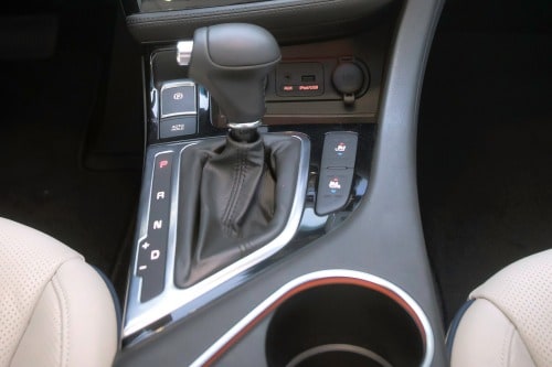 2016 Kia Optima Hybrid EX Sedan Shifter Shown