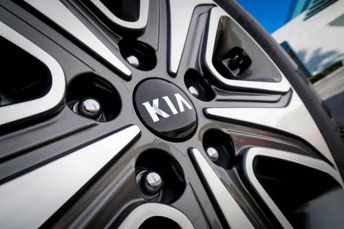 Kia Optima Plug-In Hybrid EX Sedan Wheel