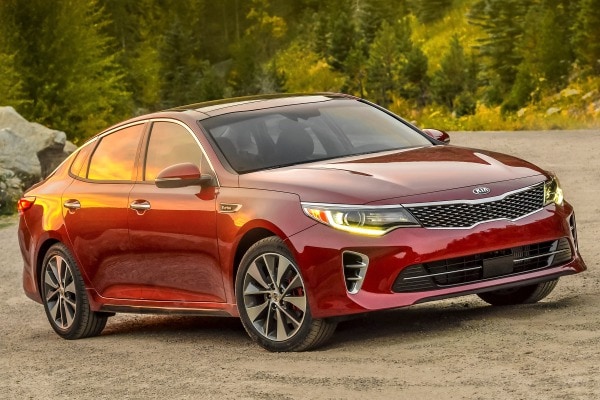 The 2016 Kia Optima The 2016 Kia Optima