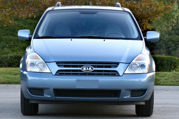 The 2008 Kia Sedona The 2008 Kia Sedona