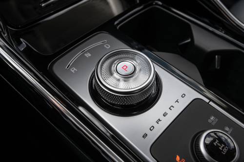 2025 Kia Sorento Hybrid SX Prestige 4dr SUV Shifter