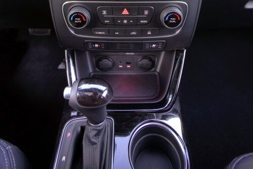 2014 Kia Sorento SX 4dr SUV Center Console Shown