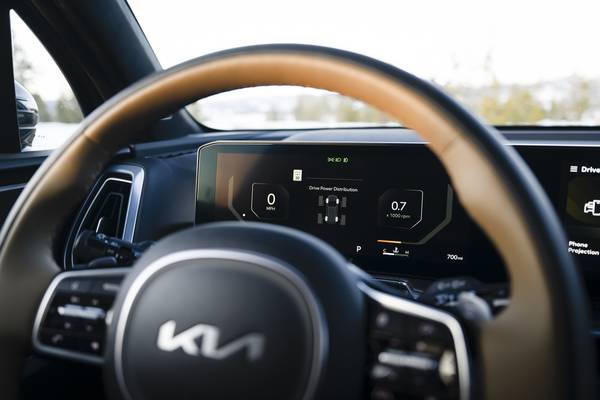2025 Kia Sorento Review