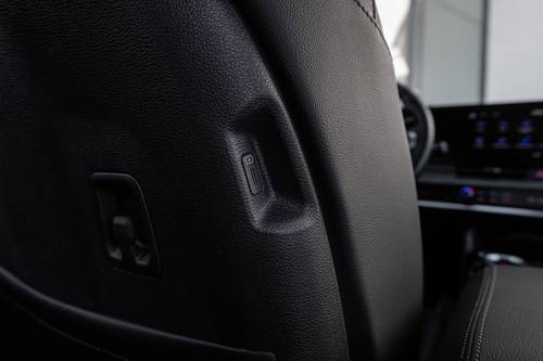 2025 Kia Sportage Plug-In Hybrid X-Line Prestige 4dr SUV Interior Detail