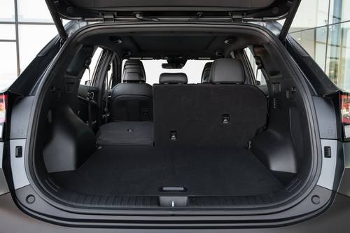 2025 Kia Sportage Plug-In Hybrid X-Line Prestige 4dr SUV Rear Seats Down