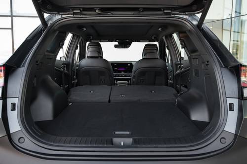 2025 Kia Sportage Plug-In Hybrid X-Line Prestige 4dr SUV Rear Seats Down
