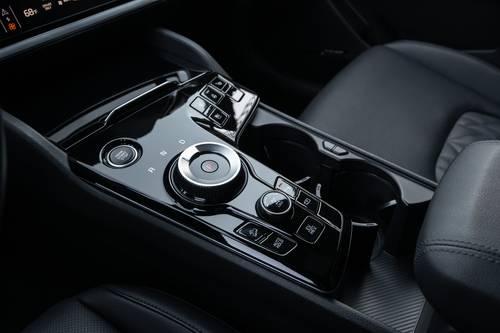 2025 Kia Sportage Plug-In Hybrid X-Line Prestige 4dr SUV Shifter