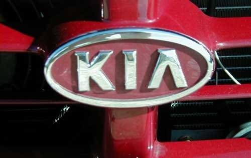 1999 Kia Sportage Front Badging