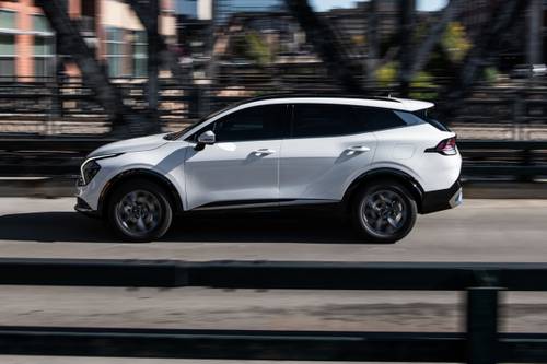 2023 Kia Sportage SX 4dr SUV Profile Shown