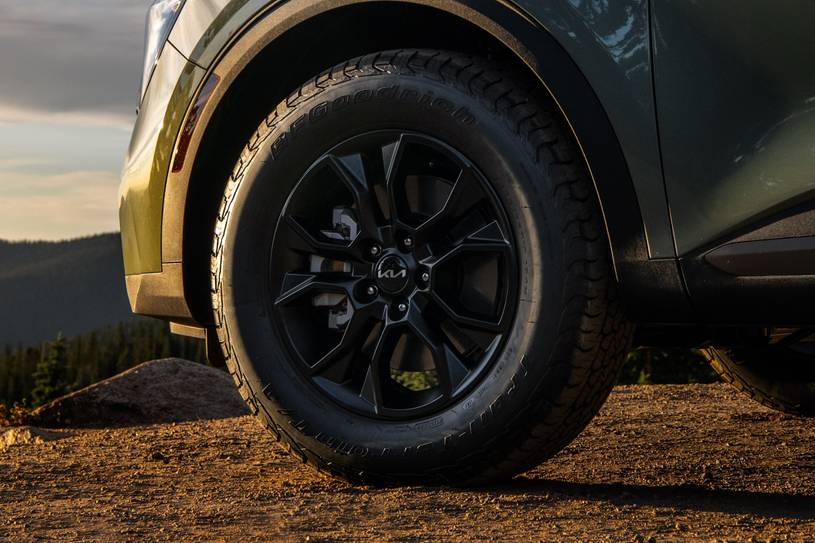 2023 Kia Sportage Pictures 102 Photos Edmunds