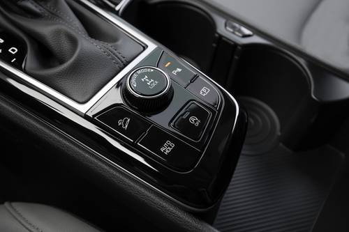 2024 Kia Sportage X-Pro 4dr SUV Aux Controls