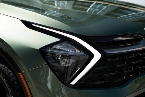 2024 Kia Sportage X-Pro 4dr SUV Headlamp Detail