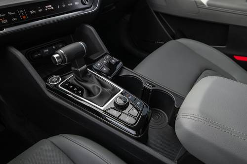 2024 Kia Sportage X-Pro 4dr SUV Shifter