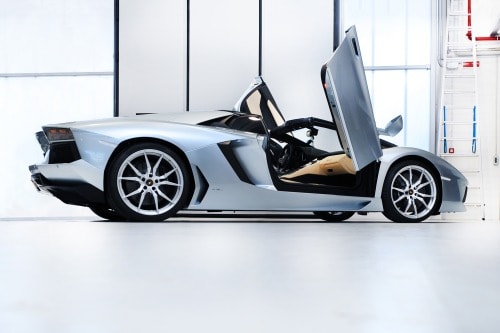 2017 Lamborghini Aventador LP 700-4 Roadster Convertible Exterior