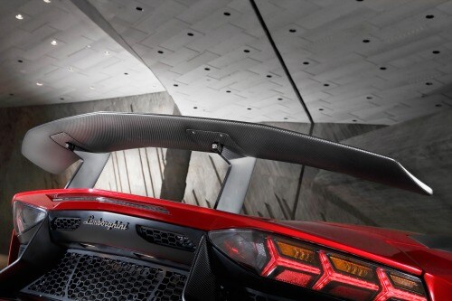2017 Lamborghini Aventador LP 750-4 Superveloce Coupe Exterior Detail