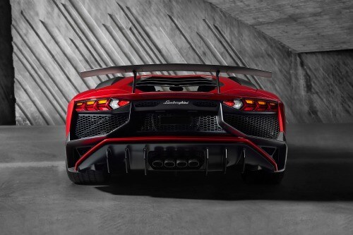 2017 Lamborghini Aventador LP 750-4 Superveloce Coupe Exterior