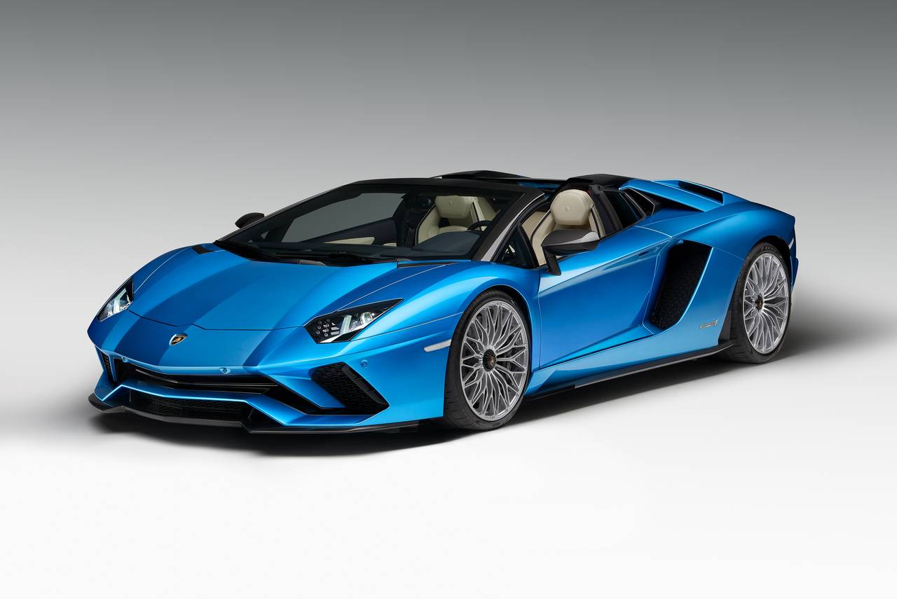 2019_lamborghini_aventador_con