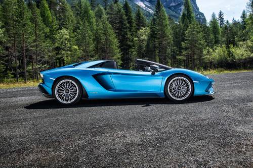 2019 Lamborghini Aventador S Roadster Convertible Profile