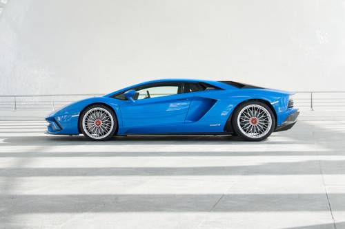 2019 Lamborghini Aventador S Coupe Profile