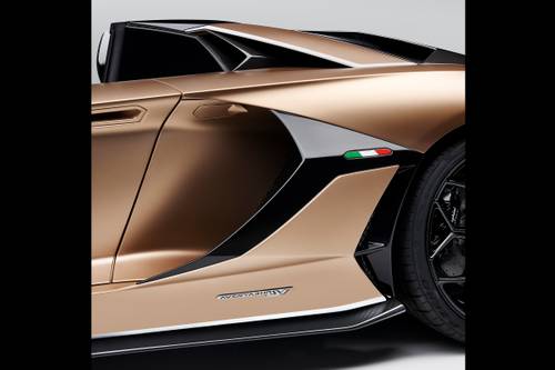 Lamborghini Aventador SVJ Roadster Convertible Exterior Detail