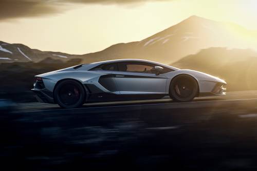 2022 Lamborghini Aventador Ultimae Coupe Profile