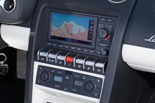 2012 Lamborghini Gallardo LP 560-4 Spyder Convertible Center Console