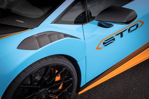 Lamborghini Huracan STO Coupe Exterior Detail