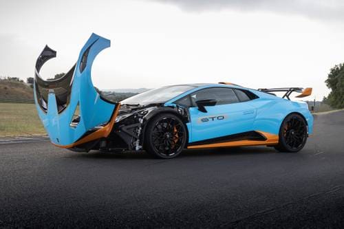 Lamborghini Huracan STO Coupe Exterior