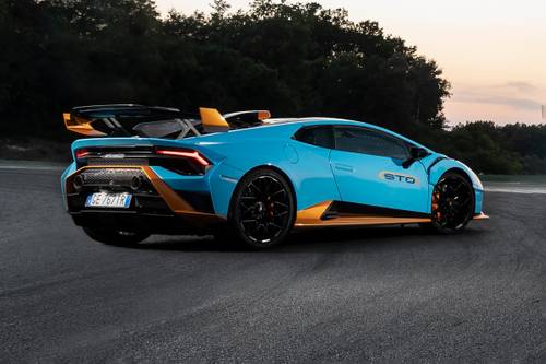 Lamborghini Huracan STO Coupe Exterior