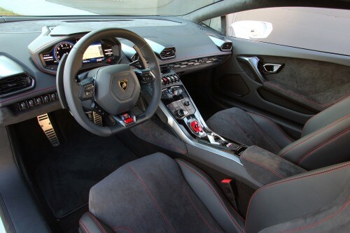2015 Lamborghini Huracan LP 610-4 Coupe Interior