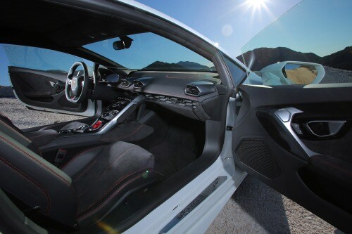 2015 Lamborghini Huracan LP 610-4 Coupe Interior