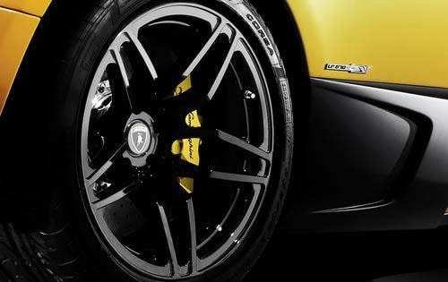 2010 Lamborghini Murcielago LP 670-4 Super Veloce Wheel Detail