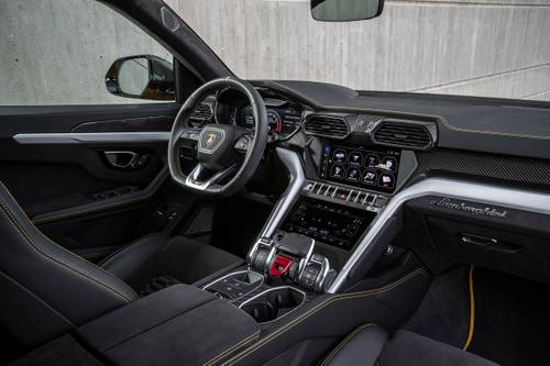 Lamborghini Urus 4dr SUV Steering Wheel Detail