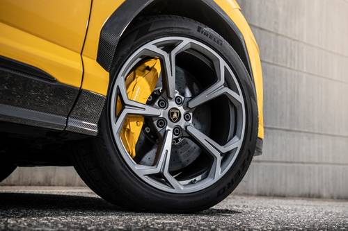 Lamborghini Urus 4dr SUV Wheel