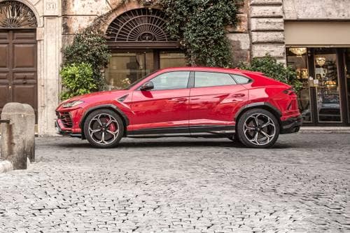 2022 Lamborghini Urus 4dr SUV Profile