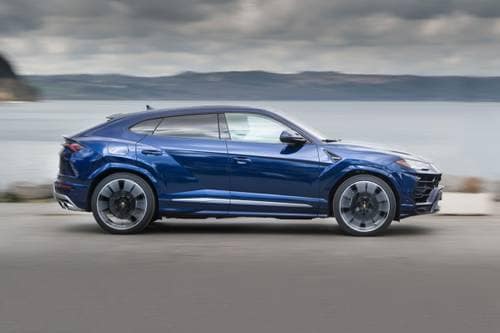 2022 Lamborghini Urus 4dr SUV Profile