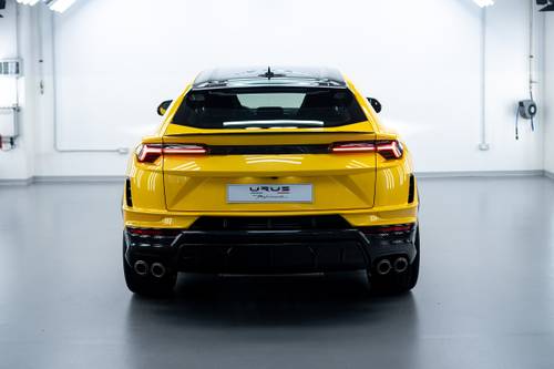 2023 Lamborghini Urus Performante 4dr SUV Exterior