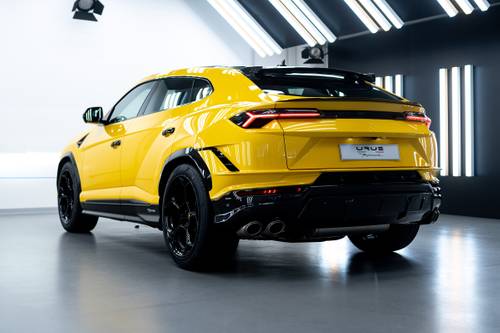 2023 Lamborghini Urus Performante 4dr SUV Exterior