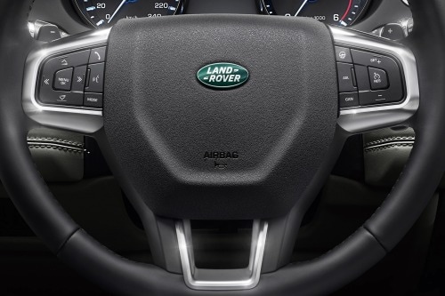 2015 Land Rover Discovery Sport 4dr SUV Steering Wheel Detail