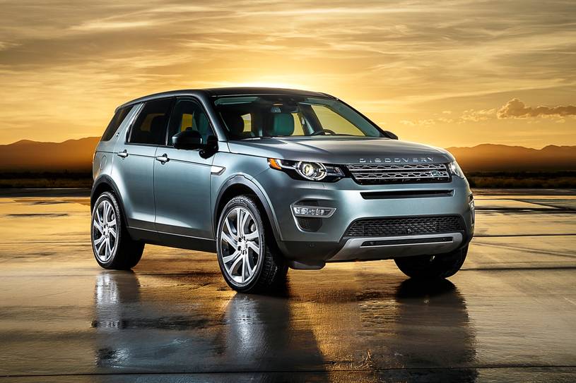 2019 Land Rover Discovery Sport HSE Luxury 4dr SUV Exterior Shown